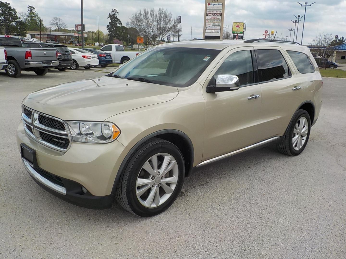 2011 Tan /Tan Dodge Durango (1D4SD4GT1BC) with an Hemi engine, Auto transmission, located at 1617 W Church Street, Livingston, TX, 77351, (936) 327-3600, 30.710995, -94.951157 - LOCAL ONE OWNER!! Can't get any nicer than this one!! Just come see for yourself! - Photo#3